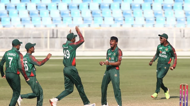 পাকিস্তানকে দাঁড়াতেই দিল না বাংলাদেশ